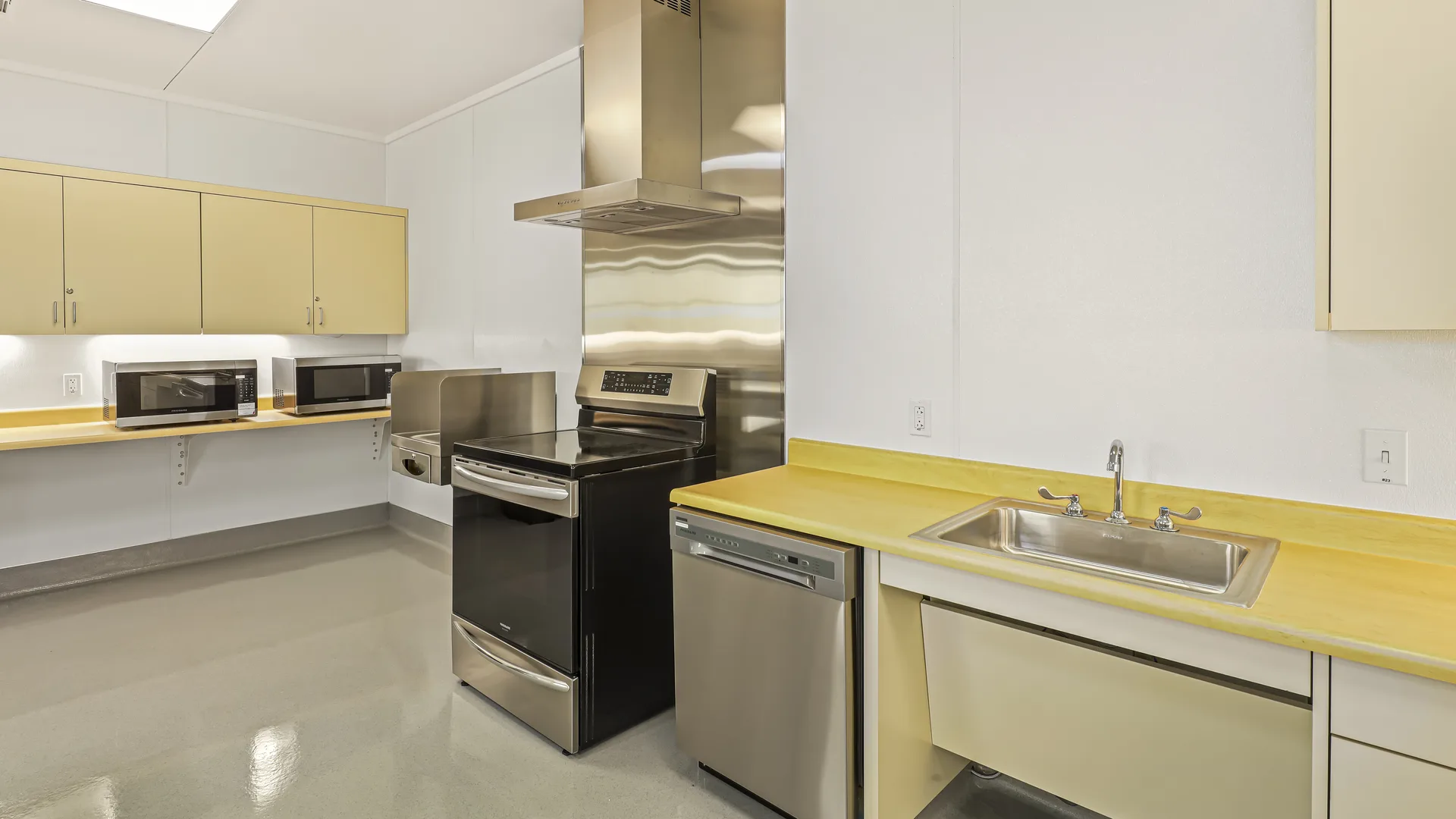 Teaching kitchen for life-skills instruction at Arroyo High School